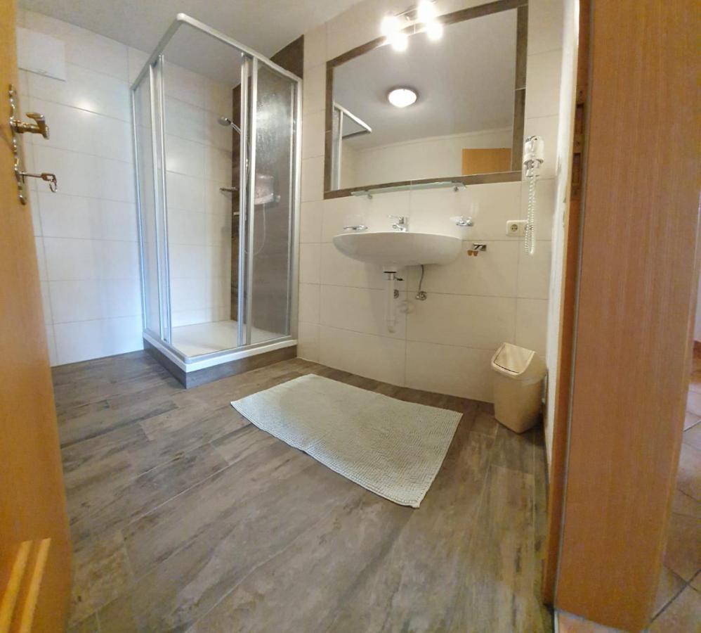 Gaestehaus Floerl 1 Герлосберг Екстериор снимка